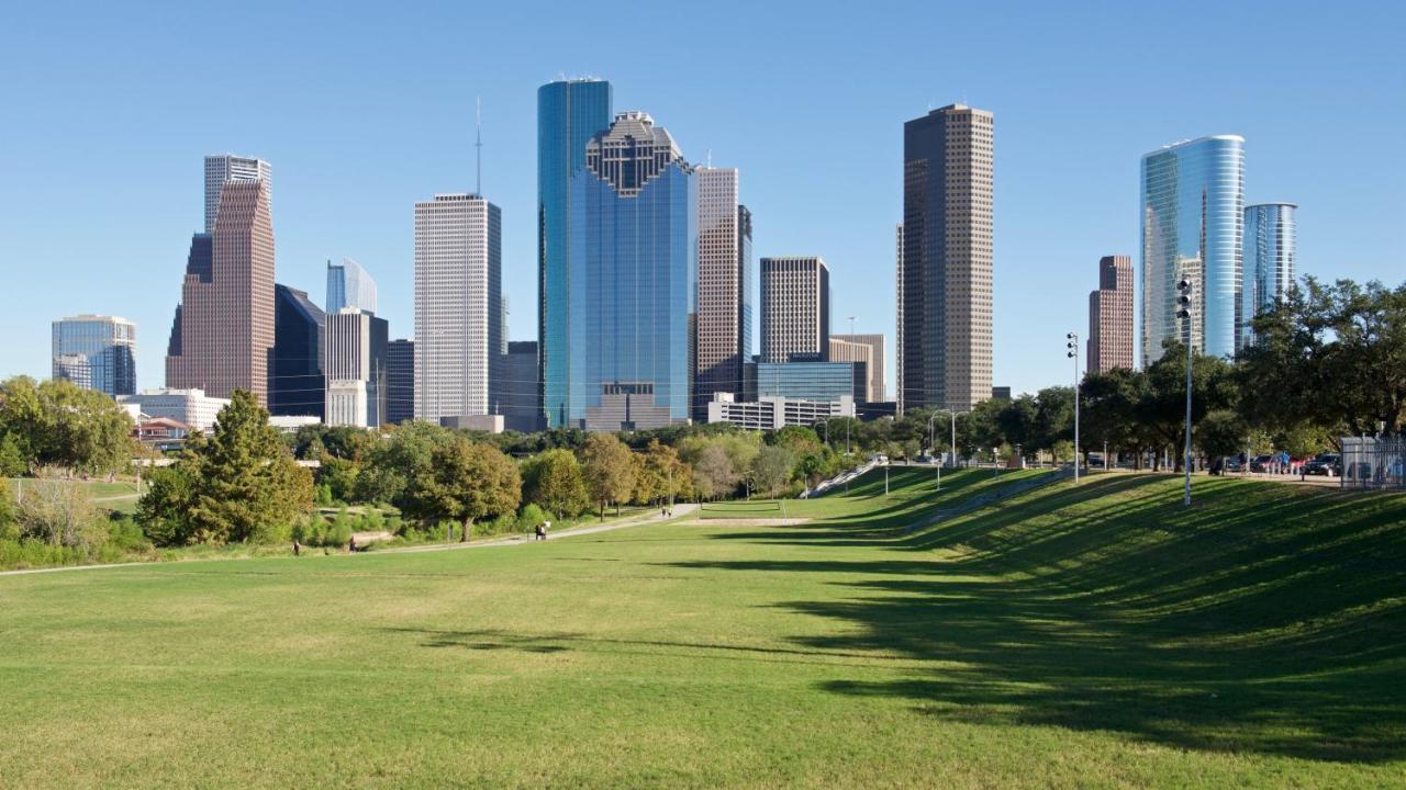 Apartament Urban Oasis Your Perfect Getaway In The Heart Of Downtown! Houston Zewnętrze zdjęcie