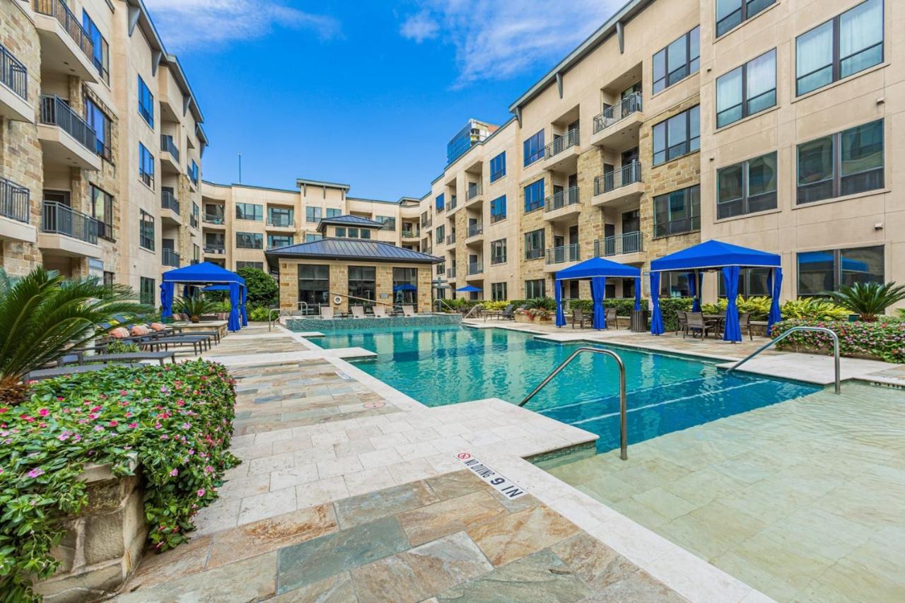 Apartament Urban Oasis Your Perfect Getaway In The Heart Of Downtown! Houston Zewnętrze zdjęcie