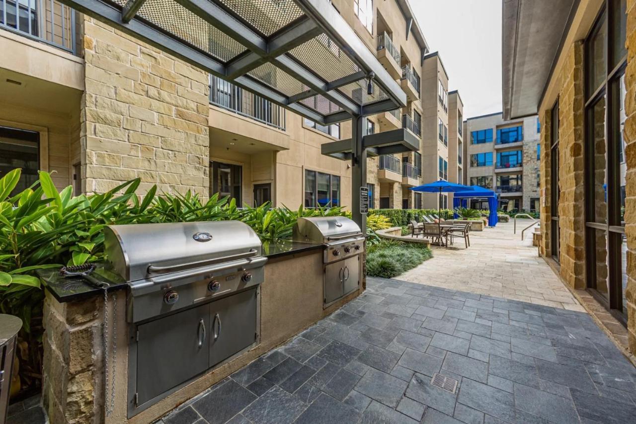 Apartament Urban Oasis Your Perfect Getaway In The Heart Of Downtown! Houston Zewnętrze zdjęcie